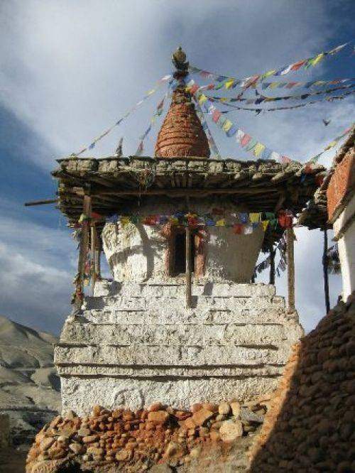 TREKKING IN MUSTANG 2010